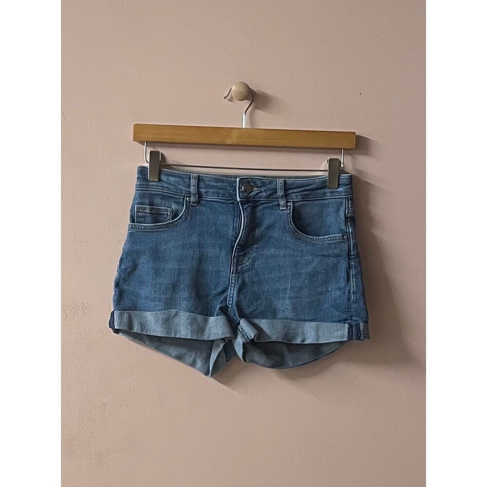 H&M Blue Cuffed Jean Short Shorts Size 2 GUC